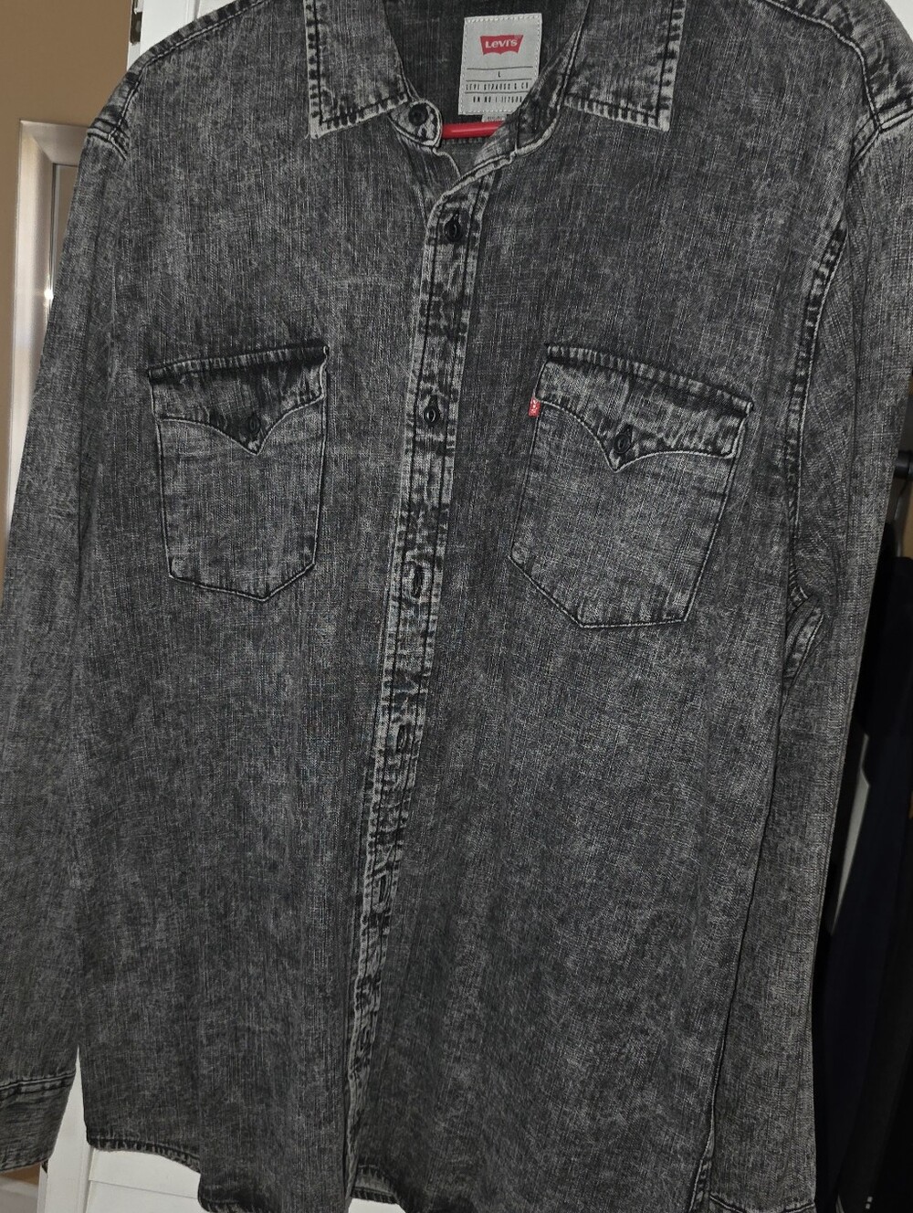 Levi’s Men’s Black Acid Wash Denim Shirt Long Sleeve Western Size Large